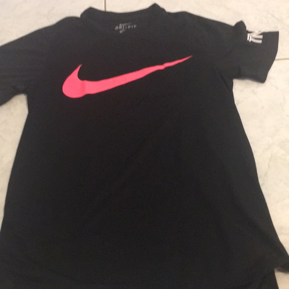 Nike tennis shirt